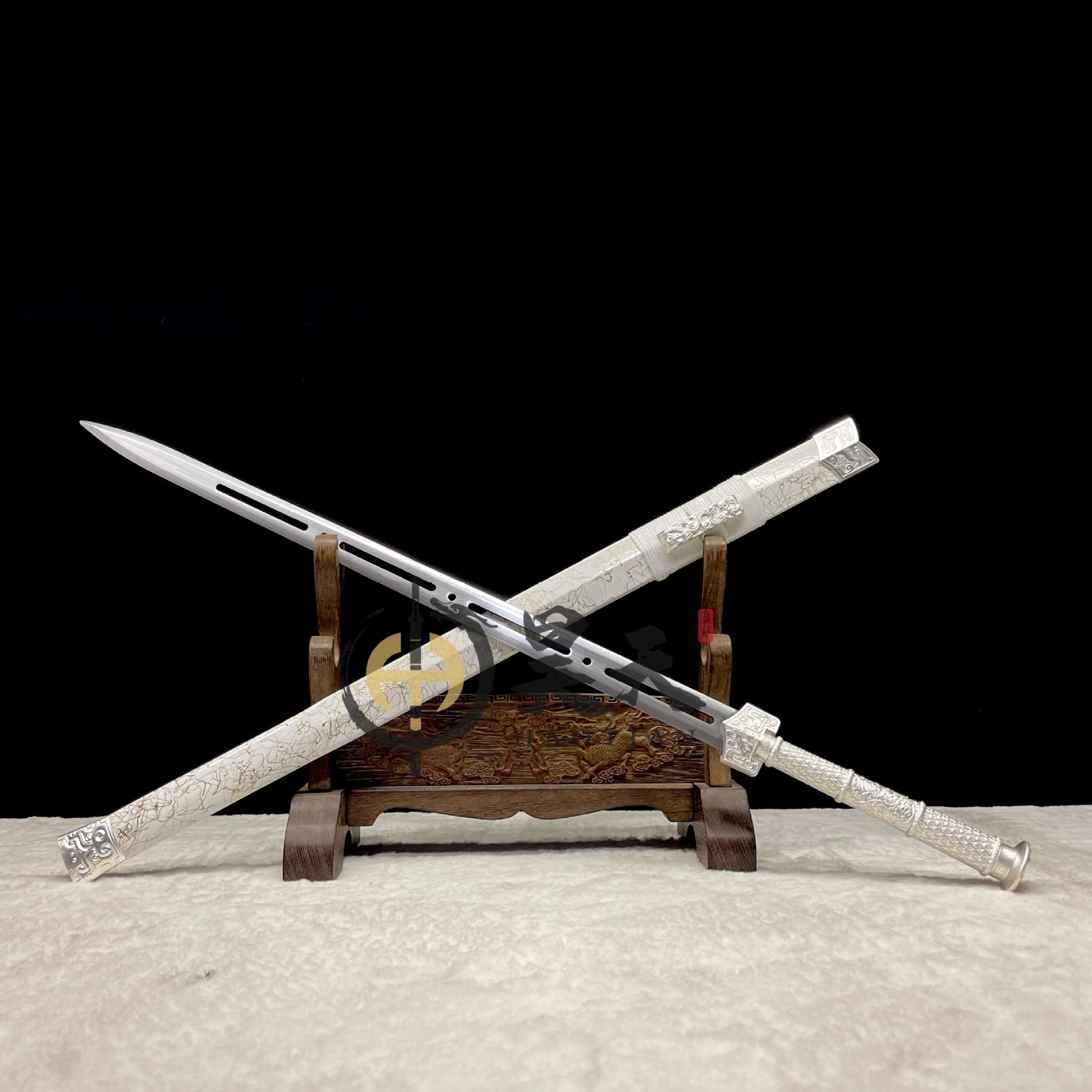 龙泉刀剑一体剑宝剑正品八面汉剑锰钢长剑秦剑冷兵器硬剑未开刃