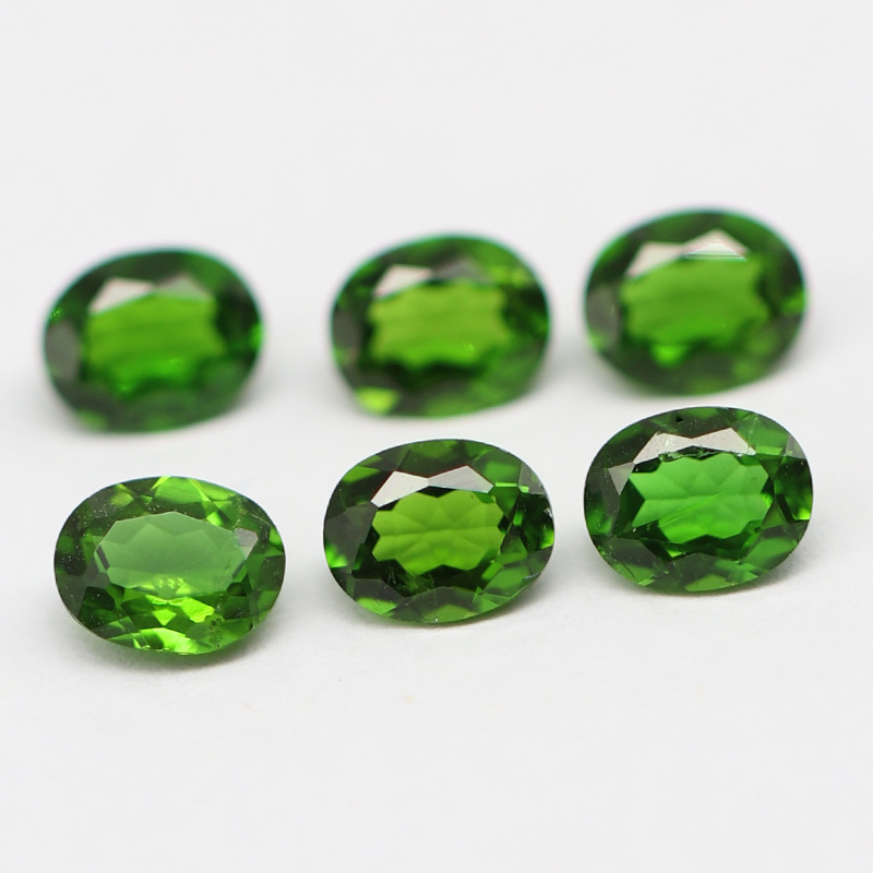 批发天然透辉石 椭圆蛋形裸石 晶体透澈无杂质 首饰配石diy设计