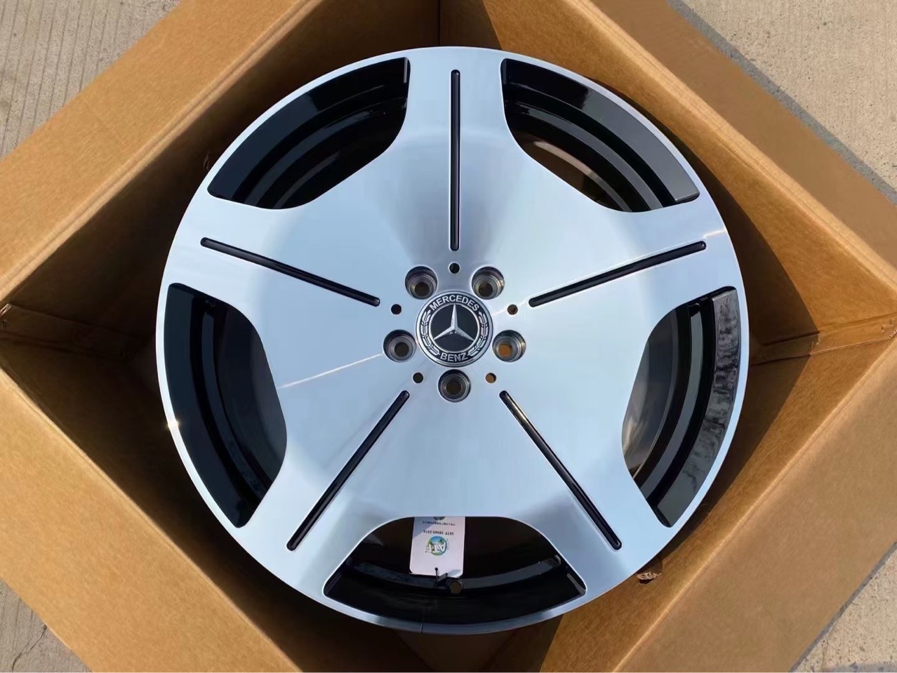 适用于奔驰迈巴赫大饼锻造轮毂20寸s680s600s450威霆v260悬浮1918