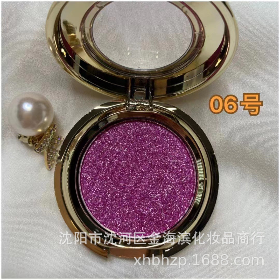 Factory Direct Supply Internet Celebrity Main Promotion Winnie Bear Gold Three-Dimensional Candlelight Monochrome One Flash to the End Diamond Eye Shadow