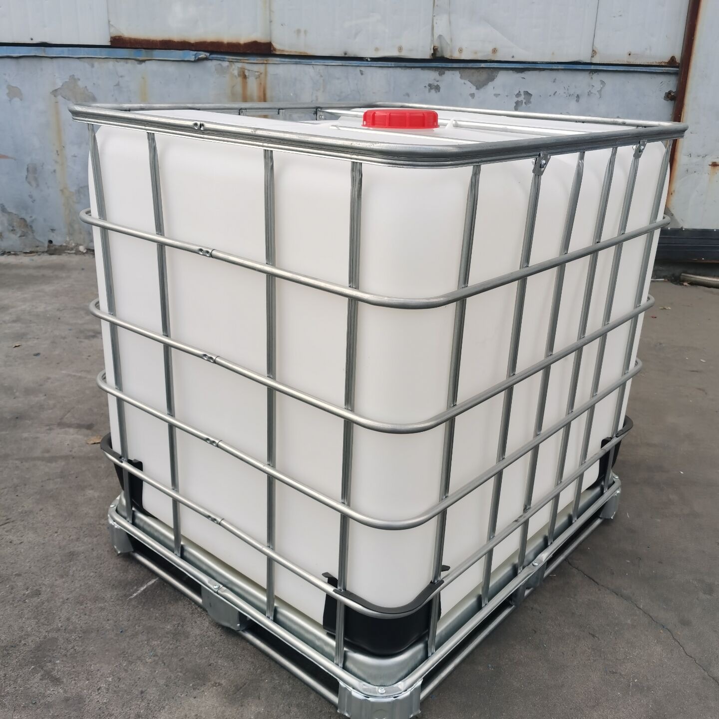 山东1000l尿素吨桶 1吨塑料桶德州货源  防冻液ibc桶