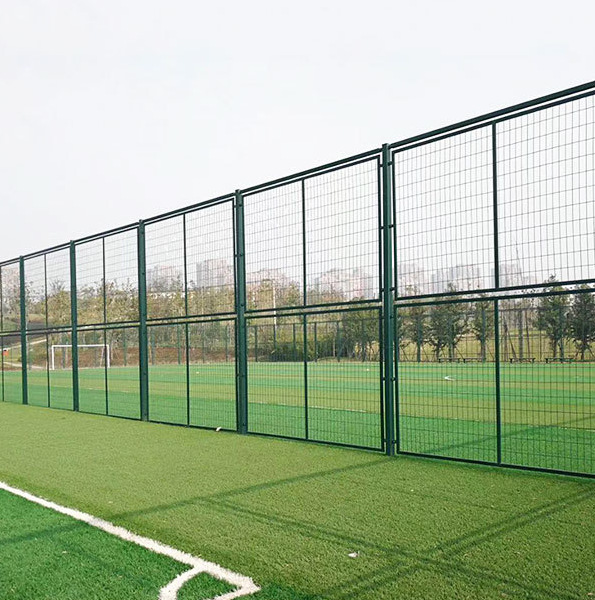 厂家直供网篮球场足球场围栏网体育场围网学校球场围网运动场围网