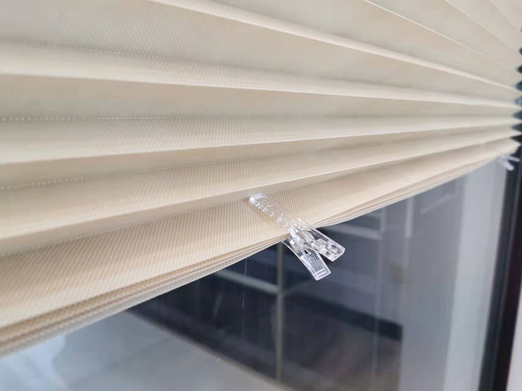 窗帘跨境简易无纺布粘贴百折帘百褶帘折叠半全遮光无纺布面料