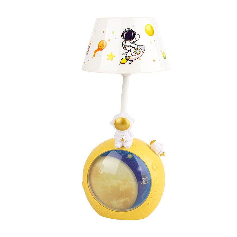 New Creative Astronaut Moon Table Lamp USB Charging Desk Bedside Decoration Ambience Light Sleeping Night Light Gift
