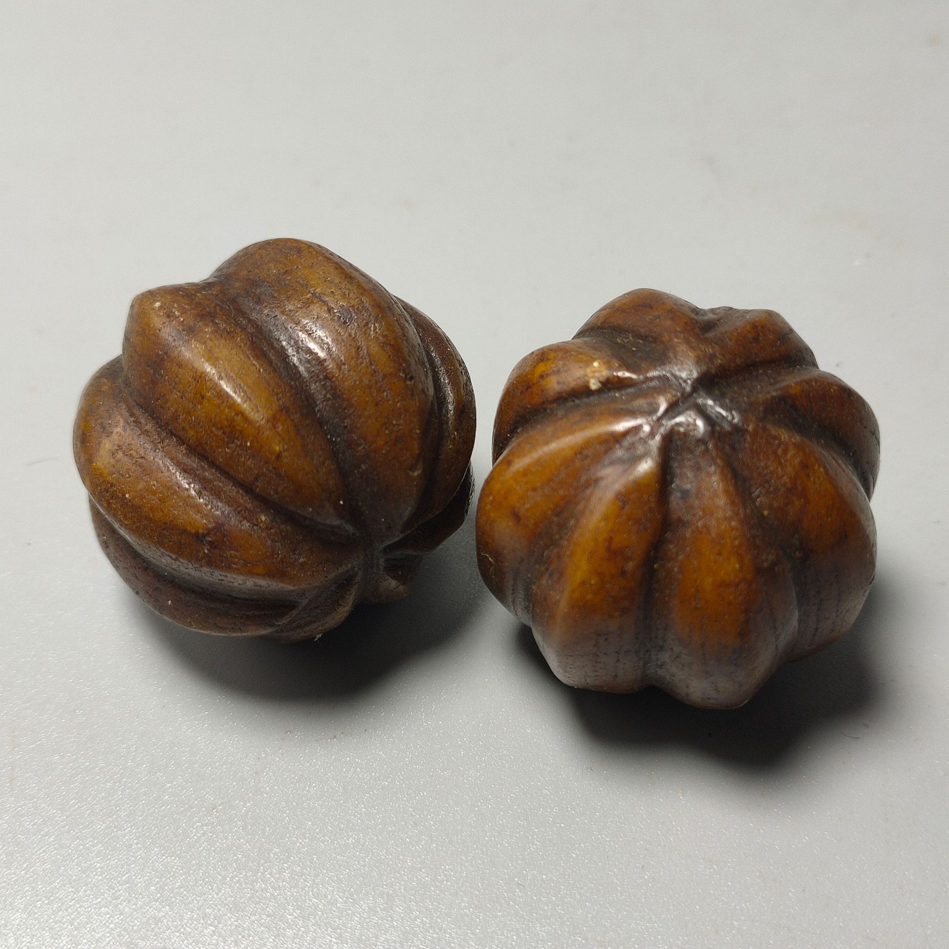 珠宝玉器仿古做旧工艺品岫玉南瓜形手把件手球健身球-阿里巴巴