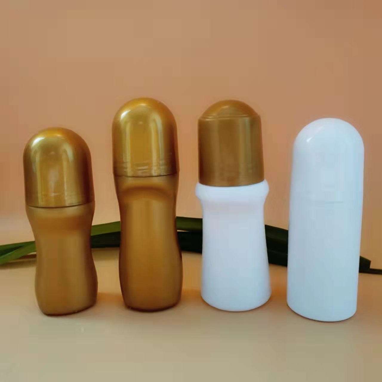 加工加厚 50ml 滚珠瓶艾灸液塑料瓶 走珠瓶  精油瓶pe滚珠瓶