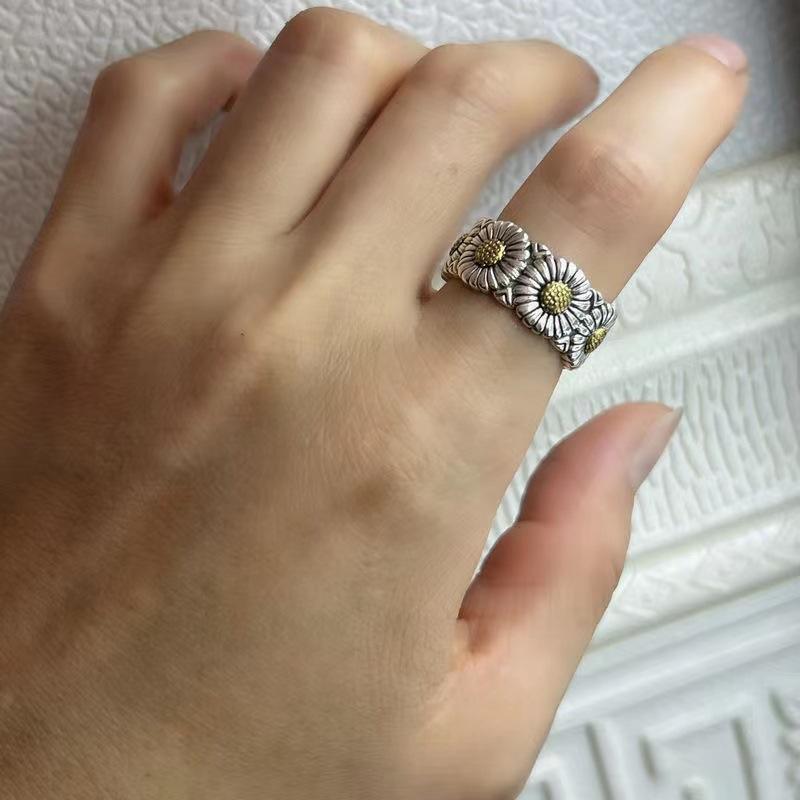 新款gd权志龙同款复古泰银小雏菊情侣戒指男女潮嘻哈个性开口指环