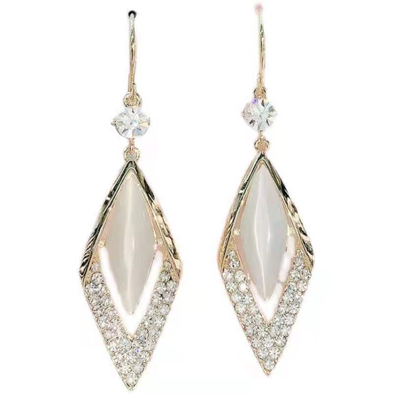 2021 New Diamond Opal Earrings High Sense Dignified Generous Style Niche High Sense Ear Hooks