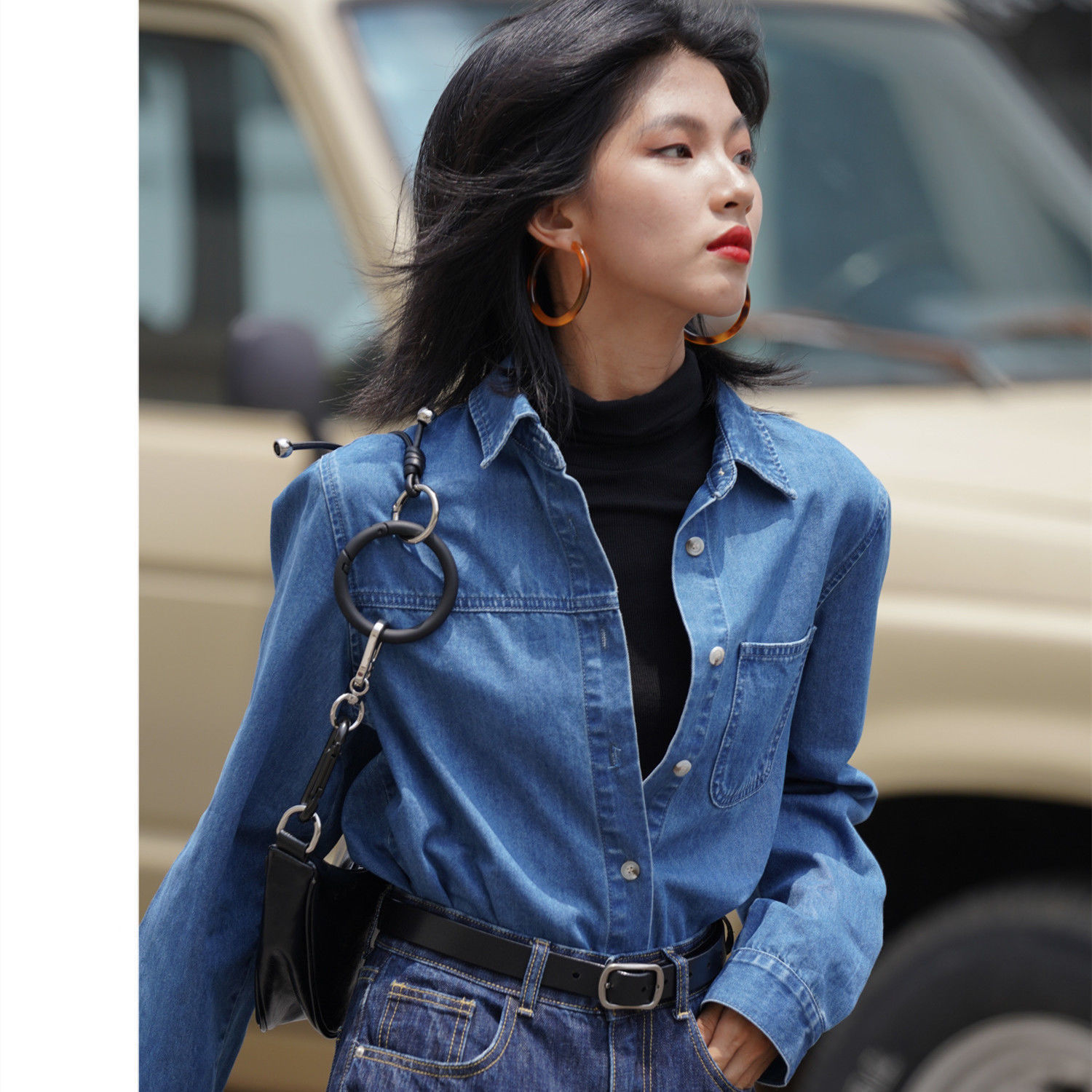 牛仔衬衫女早秋新款上衣设计感小众长袖港味复古法式蓝色牛仔衬衣