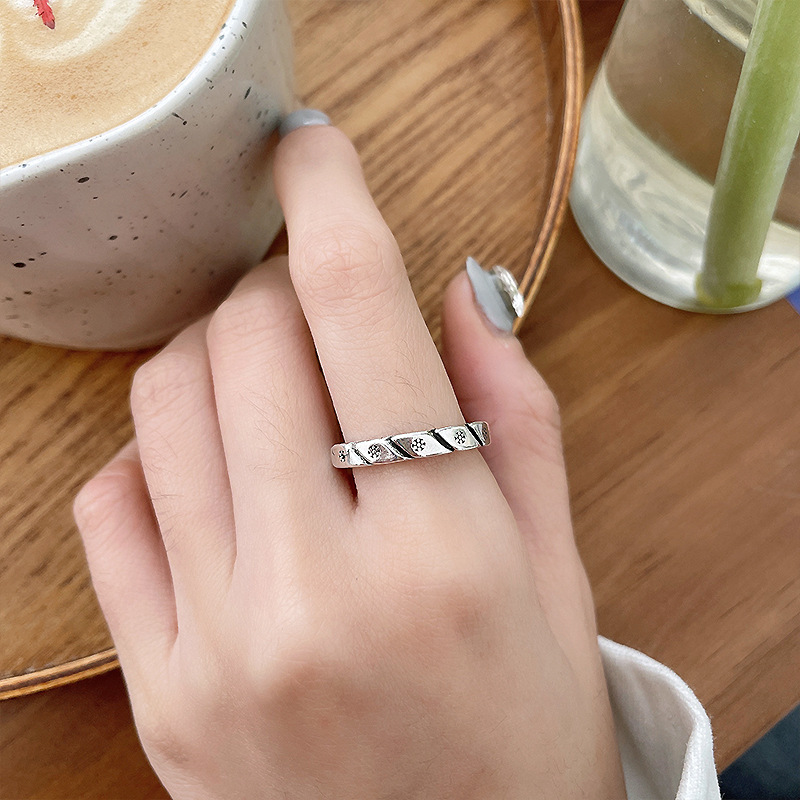 Zhiyun 925 Silver Ring Female Niche High-End Ring Fashionable Retro Ring Non-Fading Personality Sterling Silver Silver Ring Wholesale