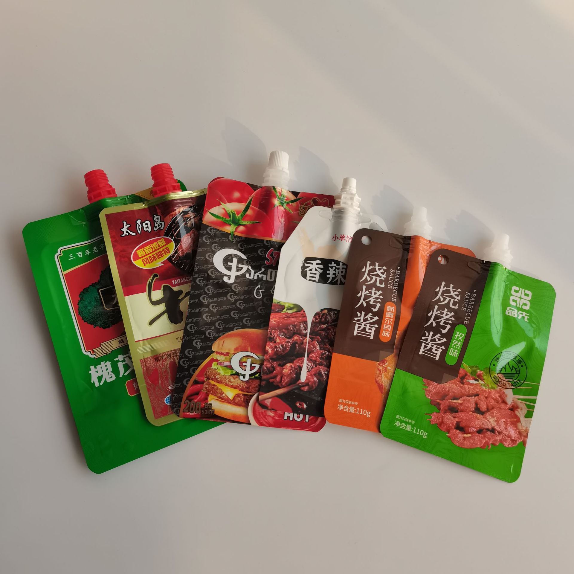 彩色印刷烧烤酱包装袋定制 调料品蘸料包装吸嘴袋 异型自立铝箔袋