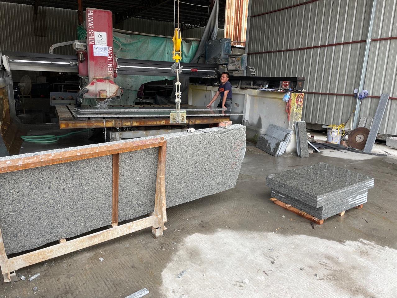 蓝眼睛花岗岩幕墙石材