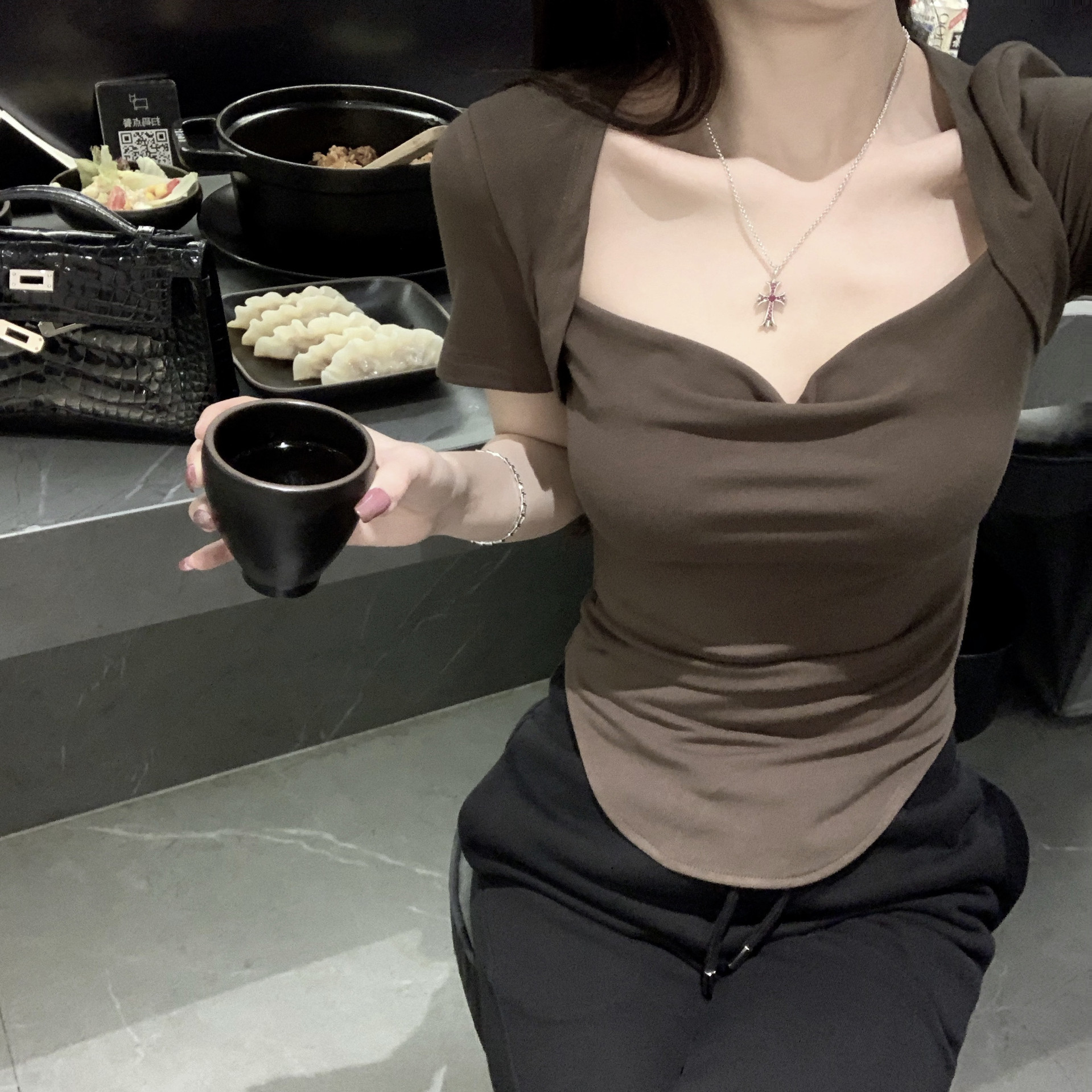 chic*u【美胸腰比】c显瘦高弹力修身显瘦休闲短袖t恤te