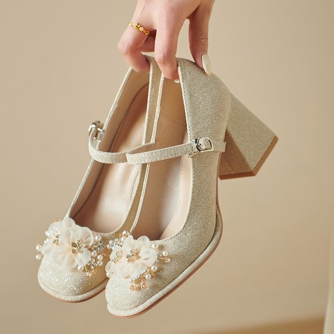 2024春夏新款伴娘鞋法式玛丽珍单鞋水钻蝴蝶结粗跟高跟鞋子女亮片