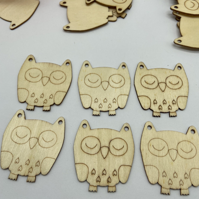 动物木质 卡通猫头鹰木片 挂件 激光雕刻 镂空手工diy装饰43*48mm