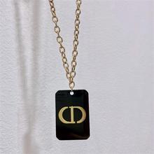 钛钢项链  新款时尚饰品长款项链CD字母黑色方牌吊坠毛衣链 DN042