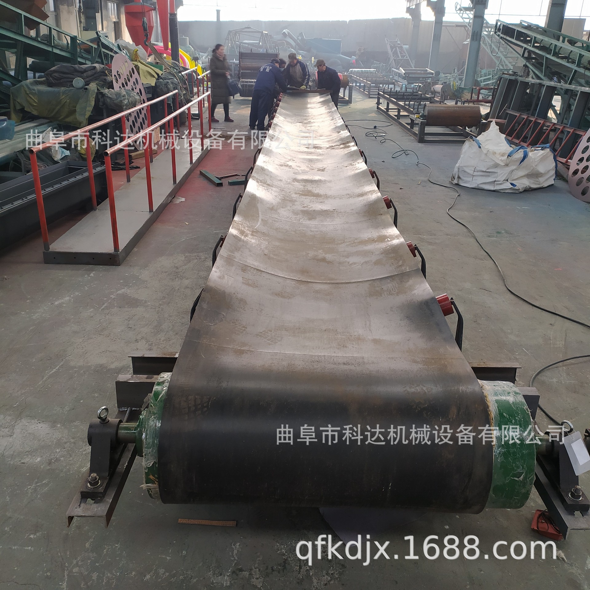 1米宽橡胶带皮带输送机xwzf砂石涂料槽型托辊输送机