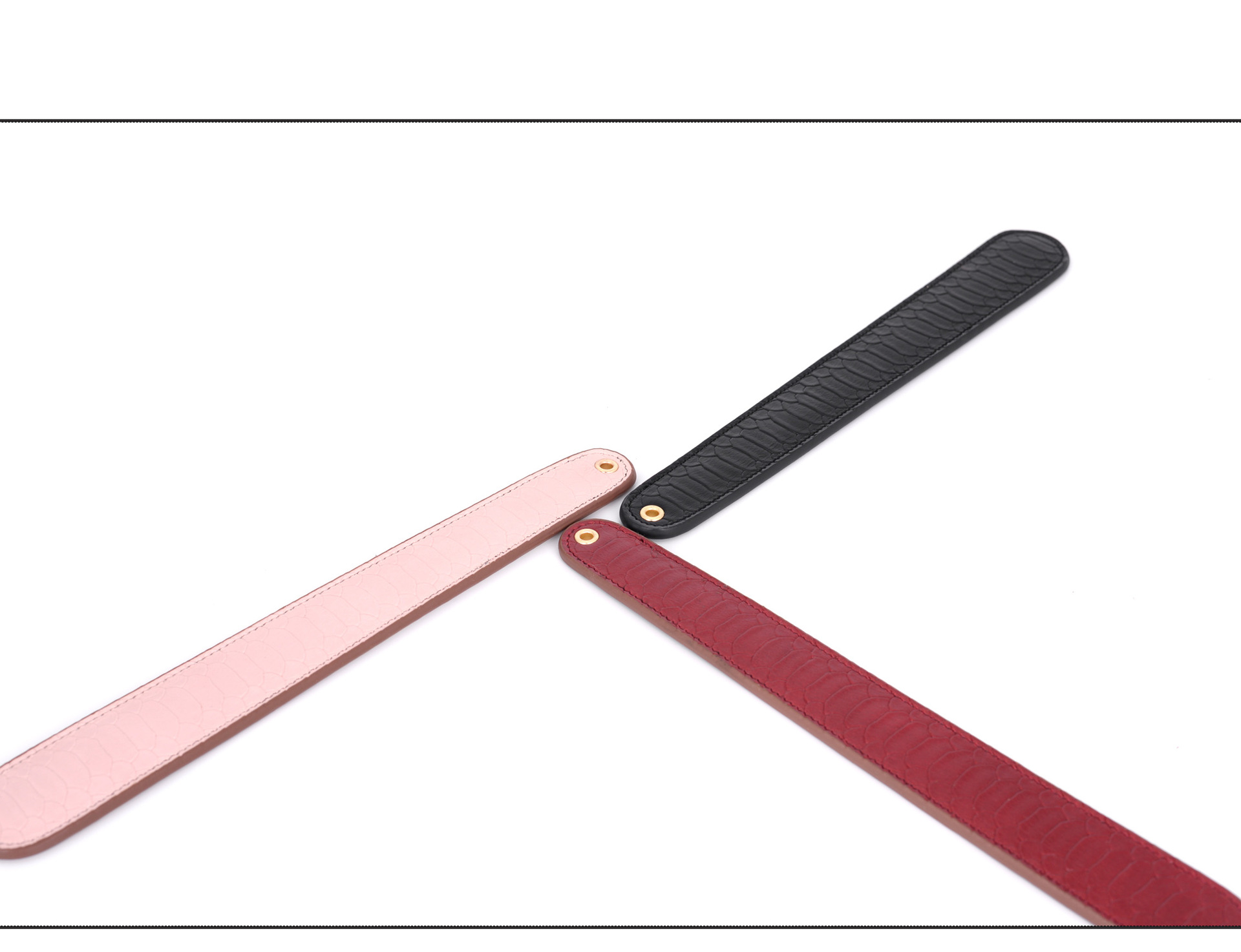 sp工具情趣用品女另类调教打pp马鞭木柄手把拍牛皮拍子情趣皮鞭