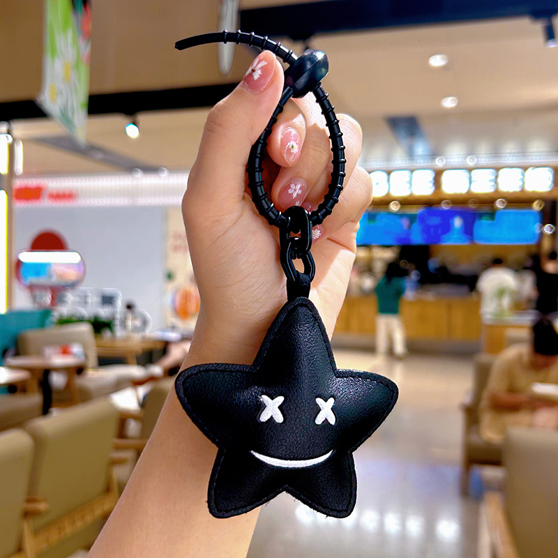Creative Cartoon Leather Pendant Emoji Cat Keychain Automobile Hanging Ornament Couple Lovely Bag Accessories Gift Wholesale