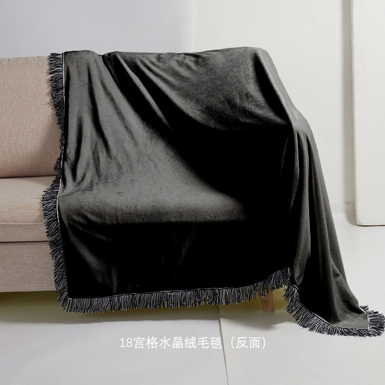Double-Layer Palace Crystal Velvet Blanket Autumn and Winter Cover Blanket Black Lace Pillow Blanket Gift [Thermal Transfer Material]]