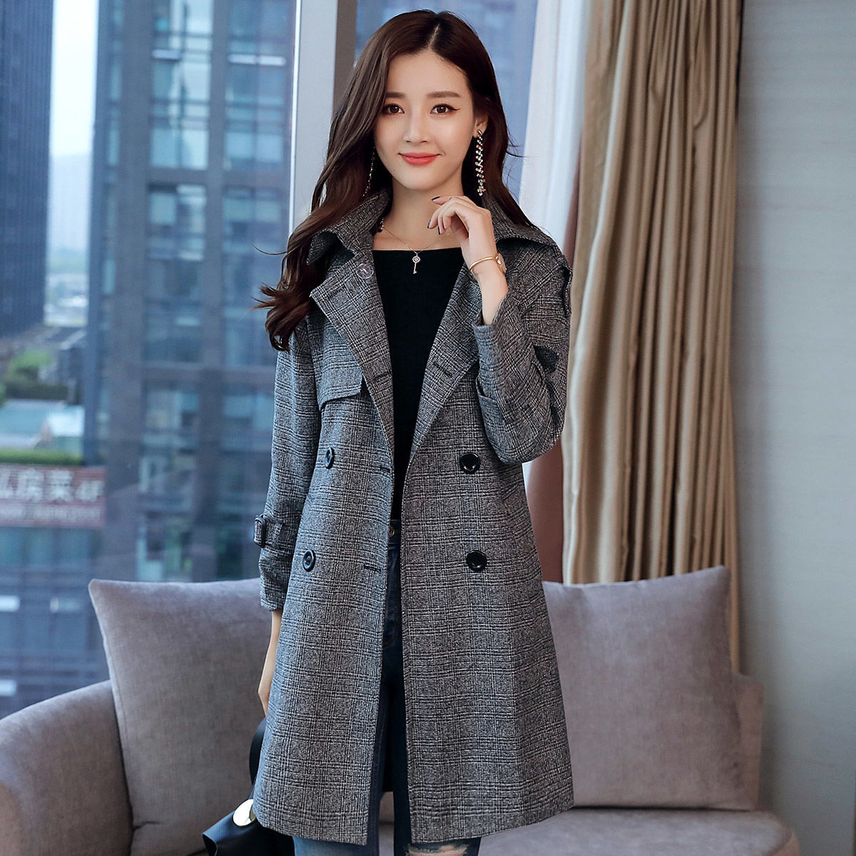 风衣女中长款2021年春装新款女装30岁40妈妈装洋气格子外套女50