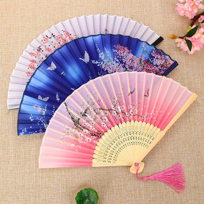 Factory Classical Dance Fan Antique Scenic Spot Craft Bamboo Fan Folding Fan Chinese Style Folding Fan Stall Wholesale