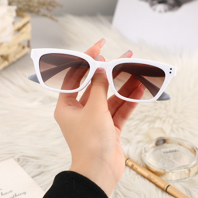 2022 Internet Celebrity Same Fashion High-Grade Sunglasses Ins Style Korean Style Concave Shape Small Frame Anti-Dazzling Sunglasses