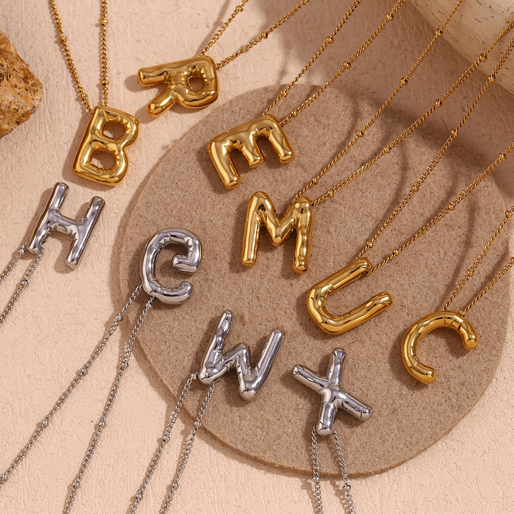 European and American Niche Cute Popular Popular Necklace Stainless Steel 18K Gold Plated Party Balloon Letter Pendant Necklace for Women