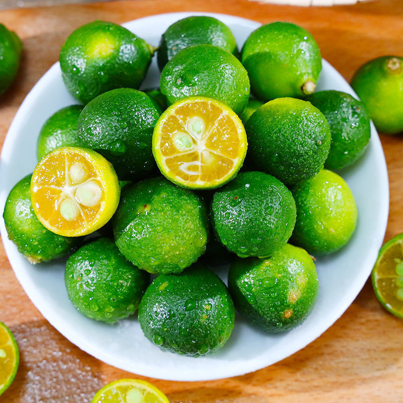 金桔果园现摘海南青小金桔青桔新鲜水果新鲜青皮桔子整箱批发厂家