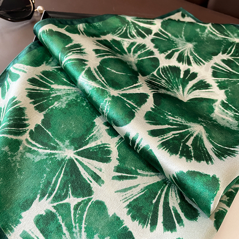 Summer Fresh Green Leaves All-Match Silk Kerchief Scarf Fashion Arm Bag Temperament Neck Protection Mulberry Silk Small Scarf