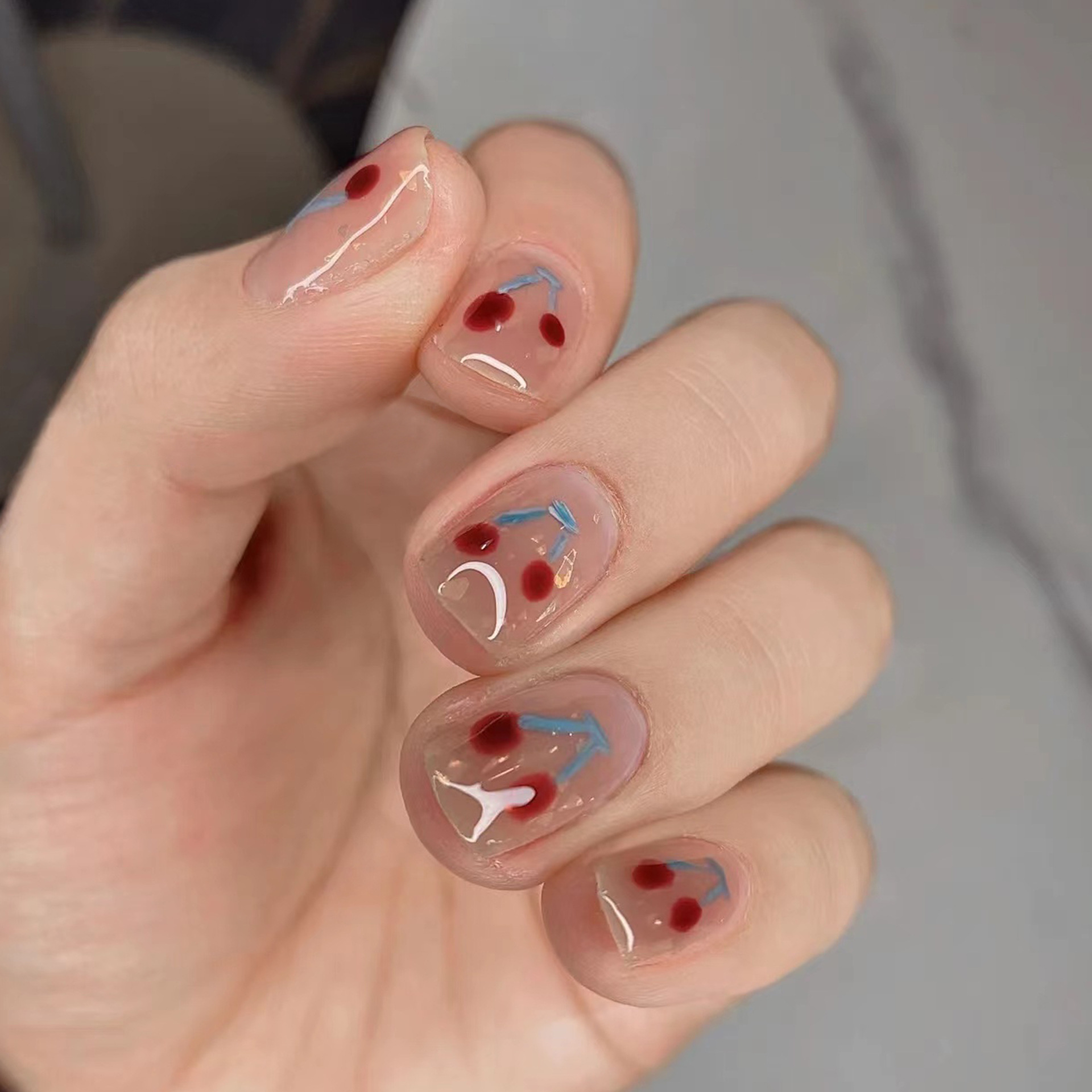 指甲成品美甲贴韩版可爱樱桃湖蓝色彩百搭可拆卸穿戴甲美甲假指甲