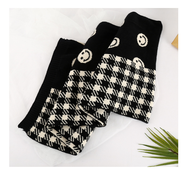 笑脸围巾女冬季微信表情韩版百搭ins潮学生针织毛线保暖格子围脖