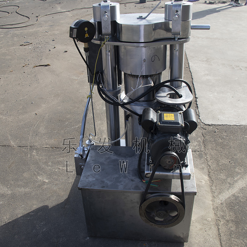 乐发8斤小型液压榨油机全自动芝麻炸油机商用冷热两用液压榨油机