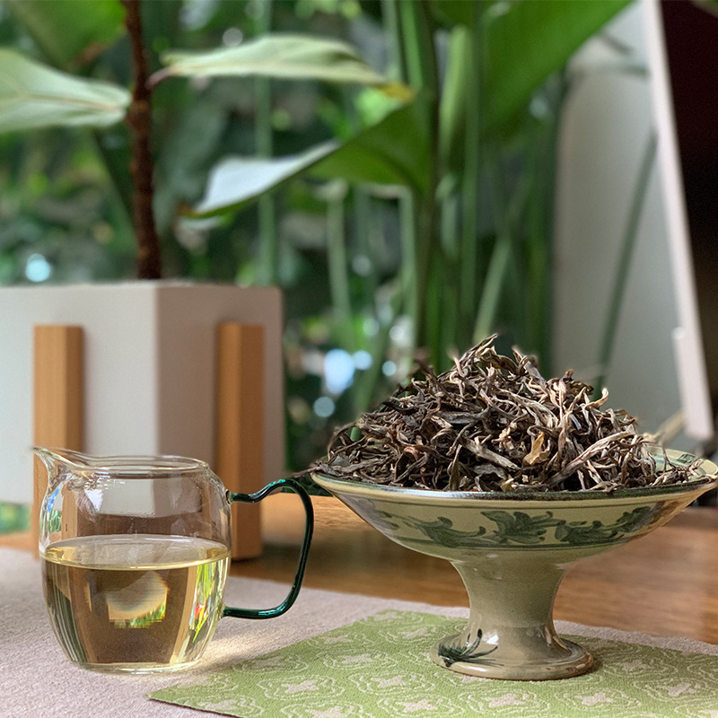 云南茶叶 普洱茶 生茶 布朗山古树茶 老班章之老曼峨 500克 散茶