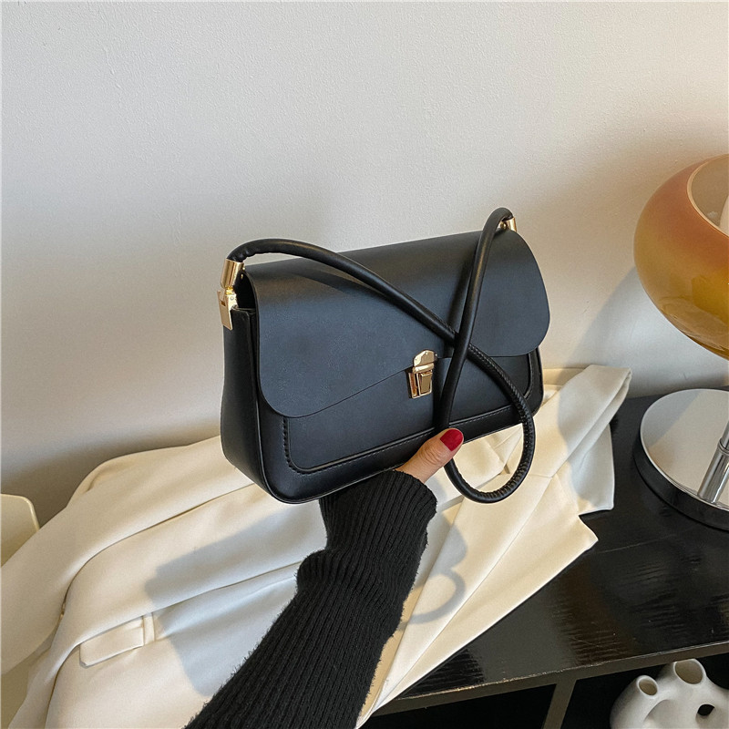 Women's Bag 2022 Autumn New Women's Underarm Bag Korean Style All-Matching Western Style Shoulder Bag Fashion Simple Small Square Bag