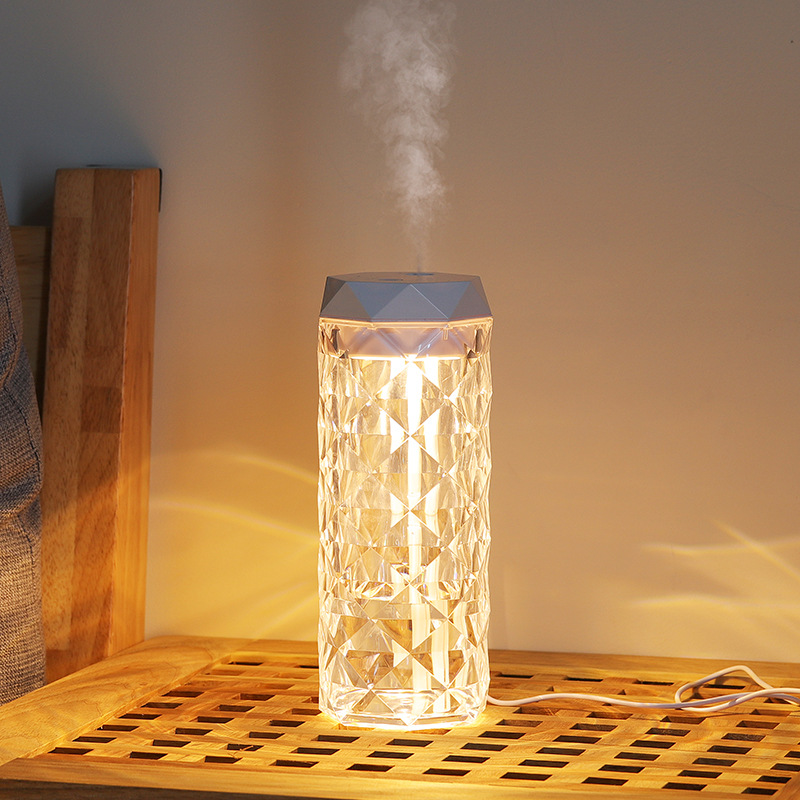Creative Cool Humidifier New Colorful Romantic Seven-Color Ambience Light Aroma Diffuser Fog USB Night Light Small