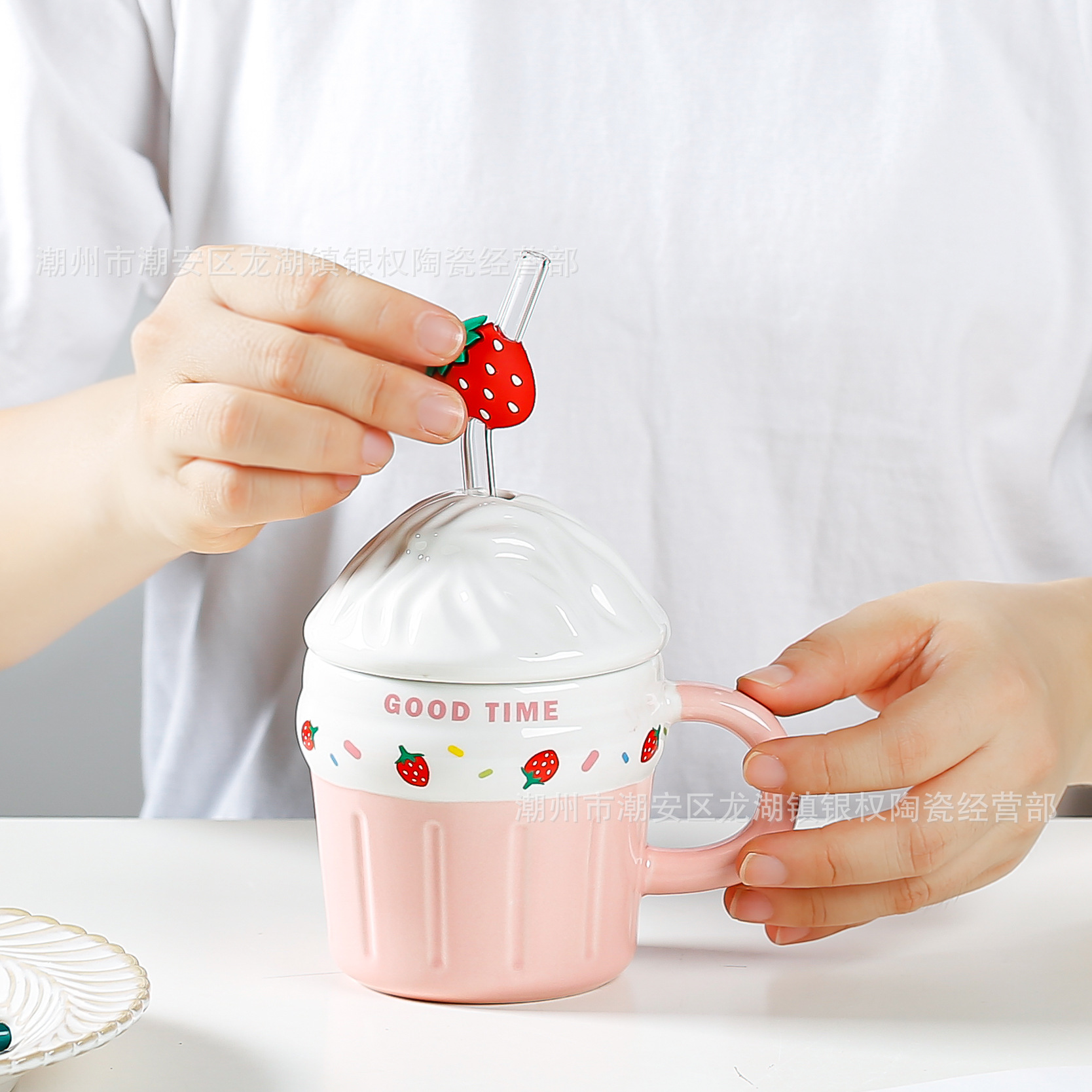 New Product Cute Ceramic Cup Good-looking Ins Mug Creative Ice Cream Cup with Lid Household with Straw Milk Cup