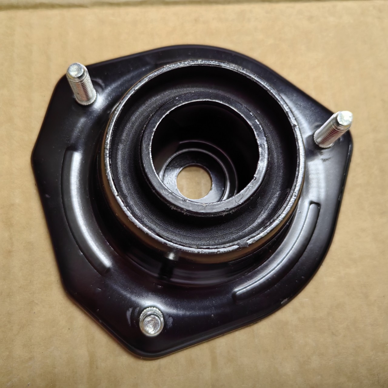 汽车减震器顶胶96457360适用于别克凯越后机顶胶上座地盘橡胶件