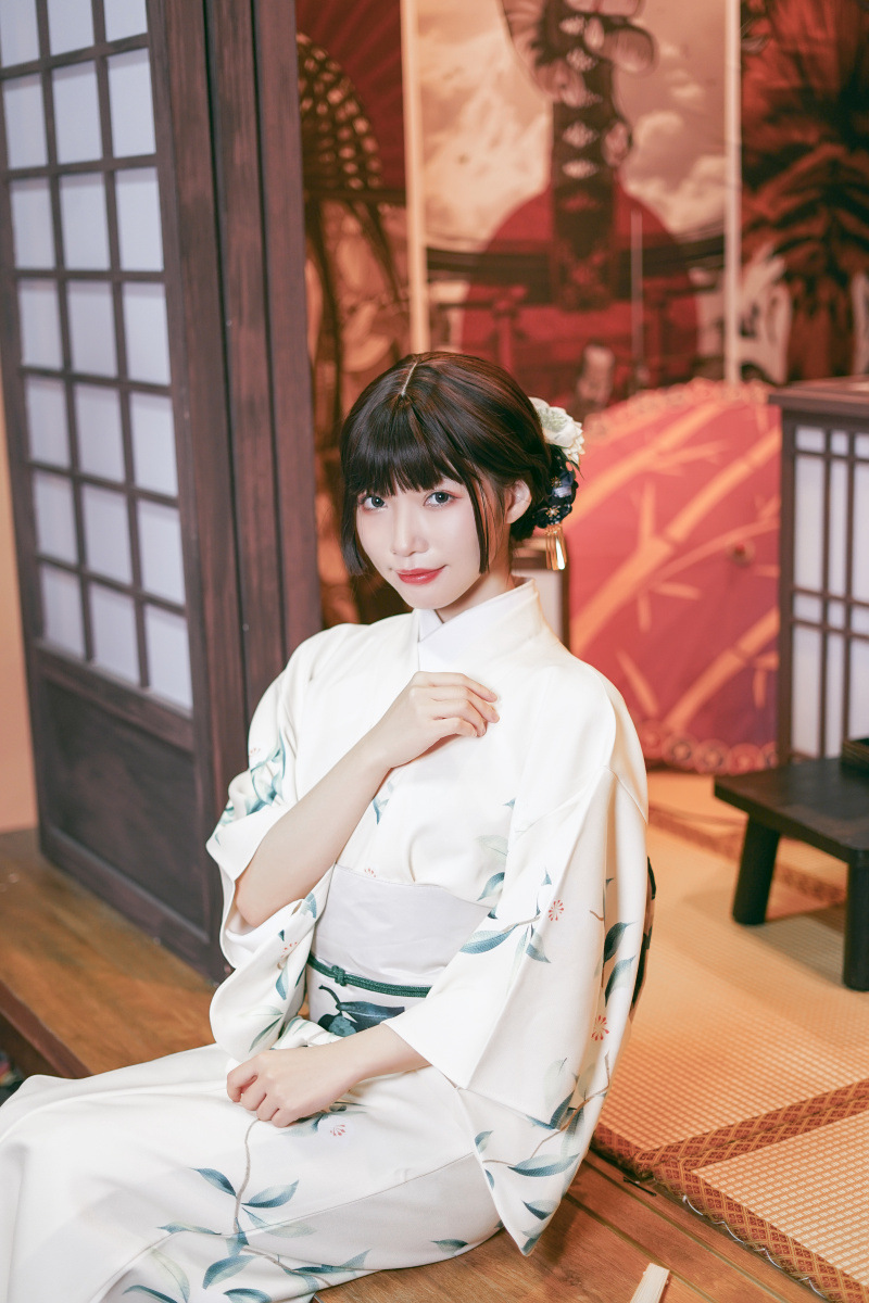 和风樱之美白梨花传统改良变穿版140衣长和服正装日式写真体验