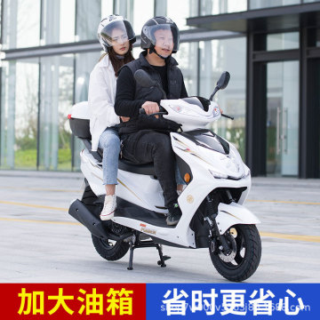 新款超级鹰125踏板燃油汽油迅鹰尚领男女代步省油国四电喷摩托车