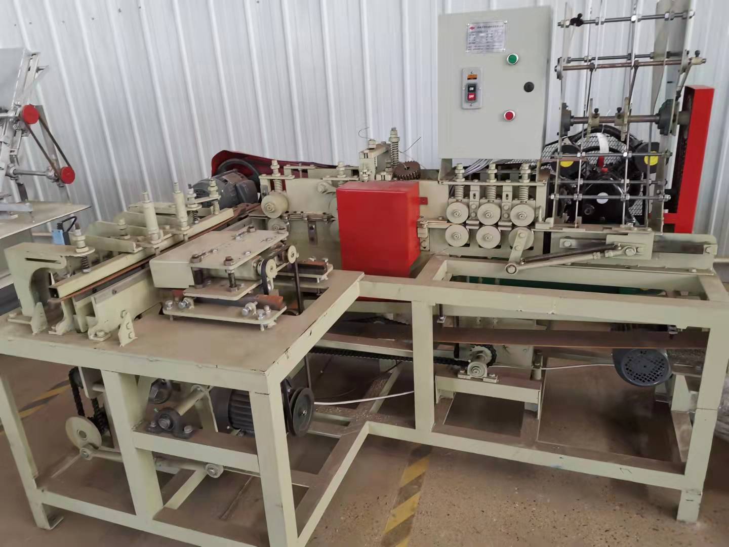 削尖组合机操作简单易上手纸质包装筷子机一次性各种筷子生产成型设备