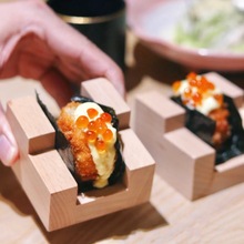 塔可寿司模具卷架日式料理寿司餐具木制U形海胆手握寿司架酒店