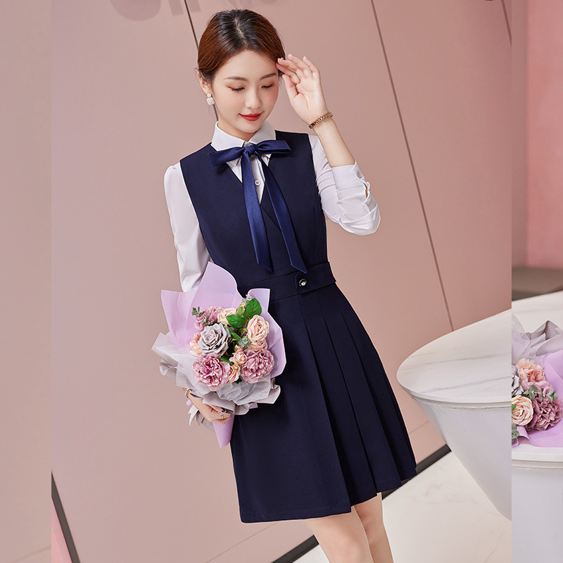 幼儿园教师园服2022夏装幼师衣服套装老师服装美容师工作服女工装