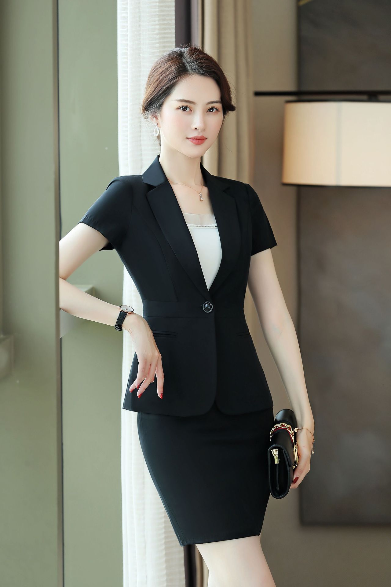 女生休闲西装图片