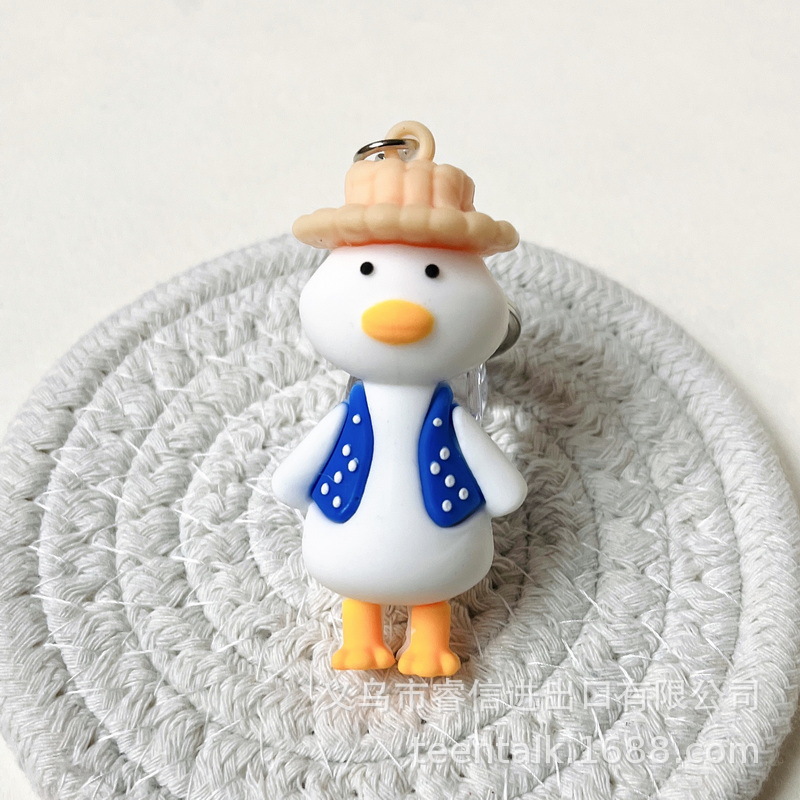 5138# Popular Cute Trendy Cool Travel Duck Keychain Store Celebration Promotion Commercial Promotion Small Gift Pendant