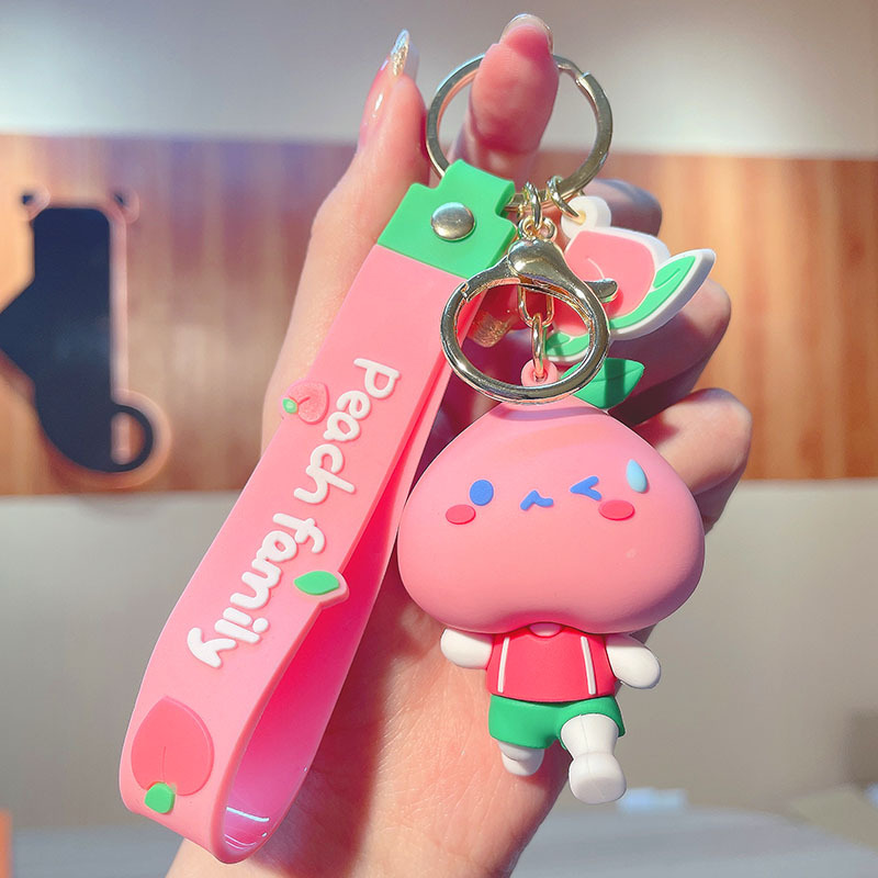 Original Cute Peach Family Keychain Cartoon PVC Epoxy Doll Bag Package Pendant Car Key Ring Wholesale