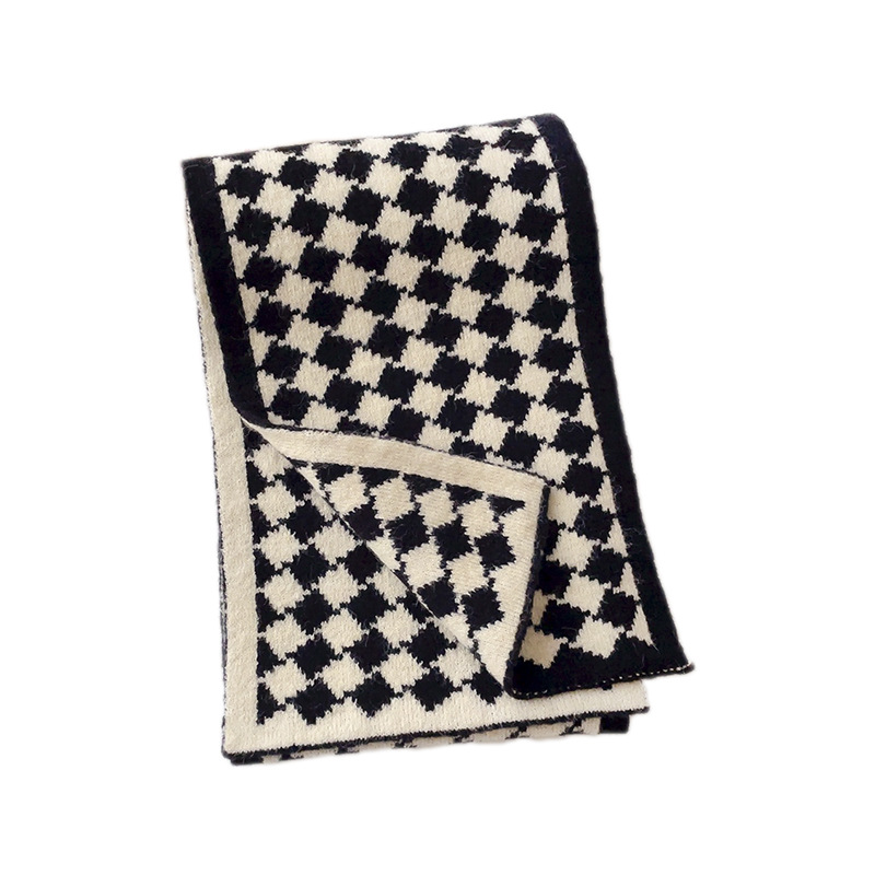 Korean Style Winter Double-Sided Chessboard Grid Big Houndstooth Full Printed Artistic Brushed Knitted Wool Scarf Student Couple