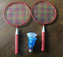 迪卡克 铁合金儿童羽毛球拍两支装 两拍三球含背带