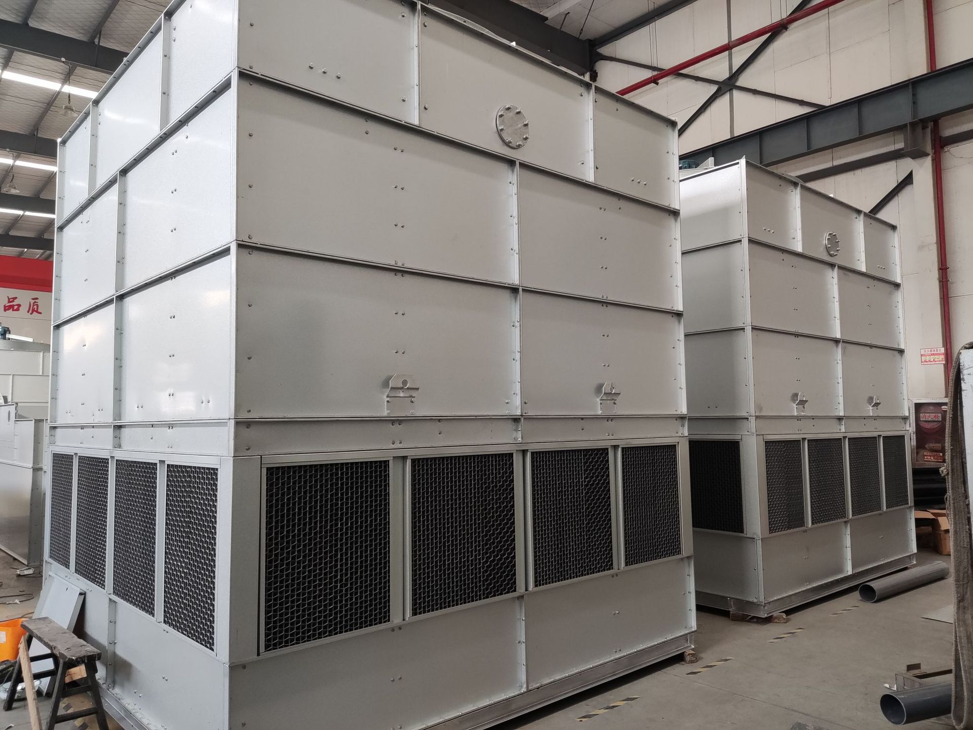 闭式冷却塔低噪音方形工业闭式冷却塔蒸发冷不锈钢全封闭冷水塔