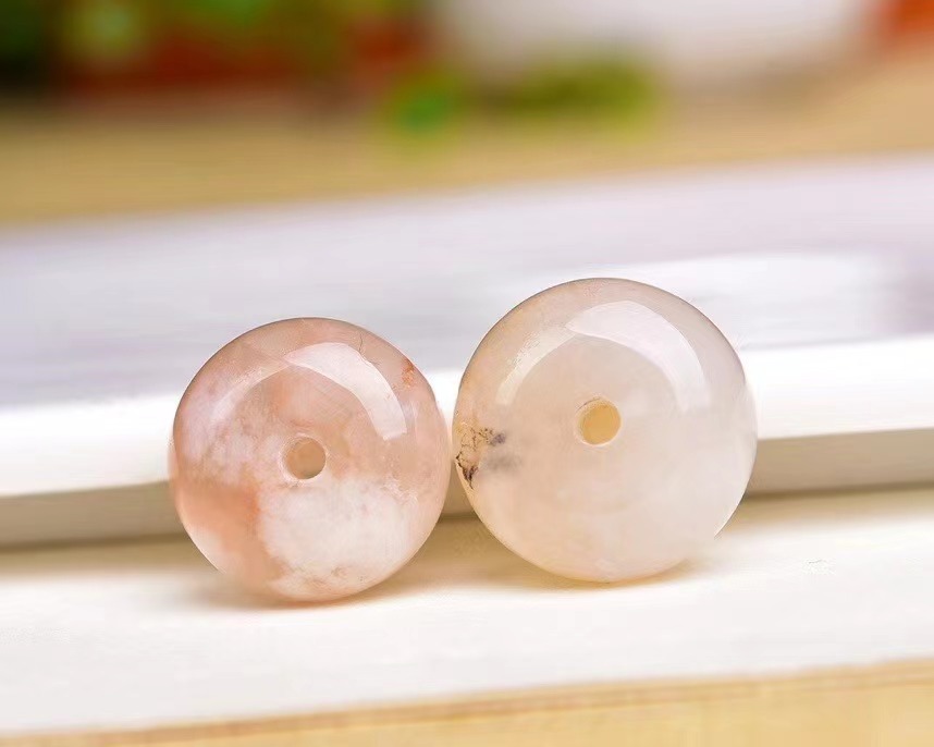 天然樱花玛瑙雕刻平安扣吊坠 尺寸13*8mm左右 平安扣 精致优雅